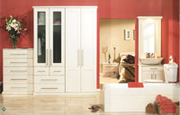 Fitted bedrooms - Shaker Ivory